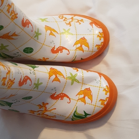L.L. Bean Water boots Wellies fish design puddle rain boots - Picture 3 of 7